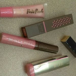 Lip makeup set